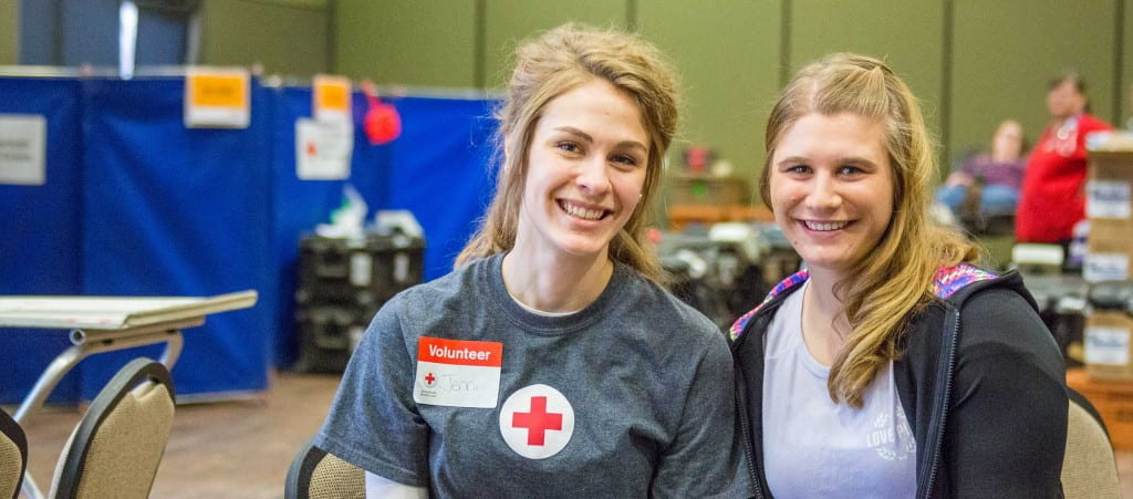 Blood Services Executive Chair Jennifer Johnson and Red Cross Club President Lauren Joerns 