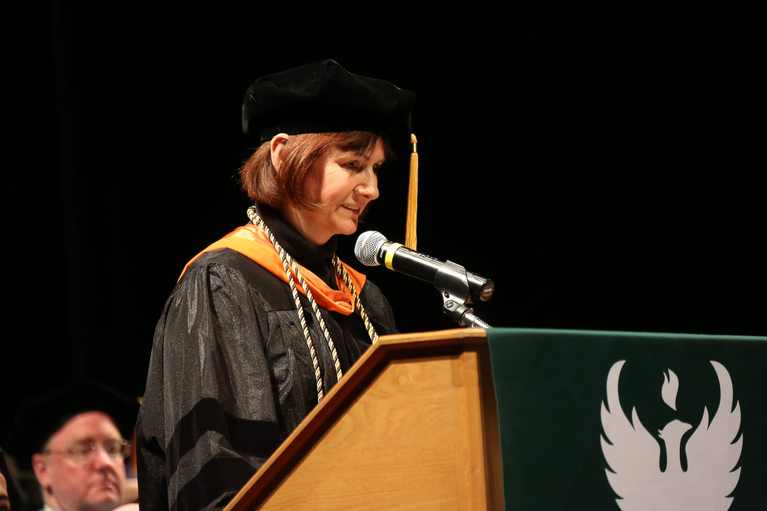 Prof. Patricia Terry giving her commencement address